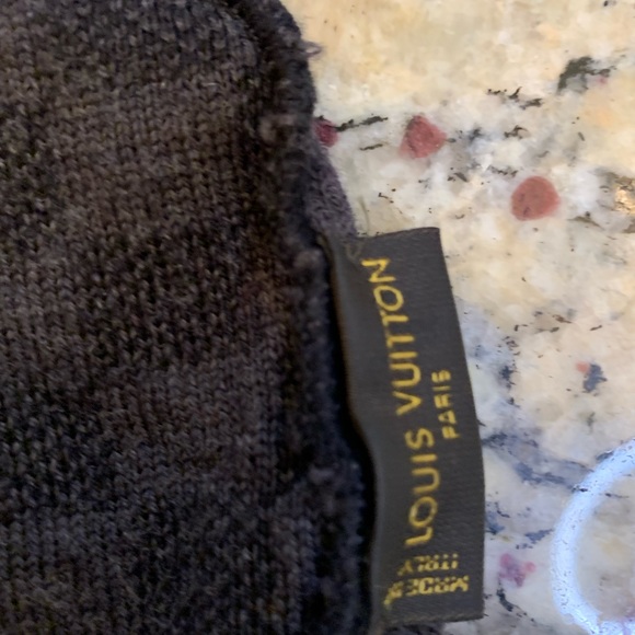 ⚡️⚡️ AUTHENTIC LOUIS VUITTON BEANIE ⚡️⚡️ - Picture 6 of 7